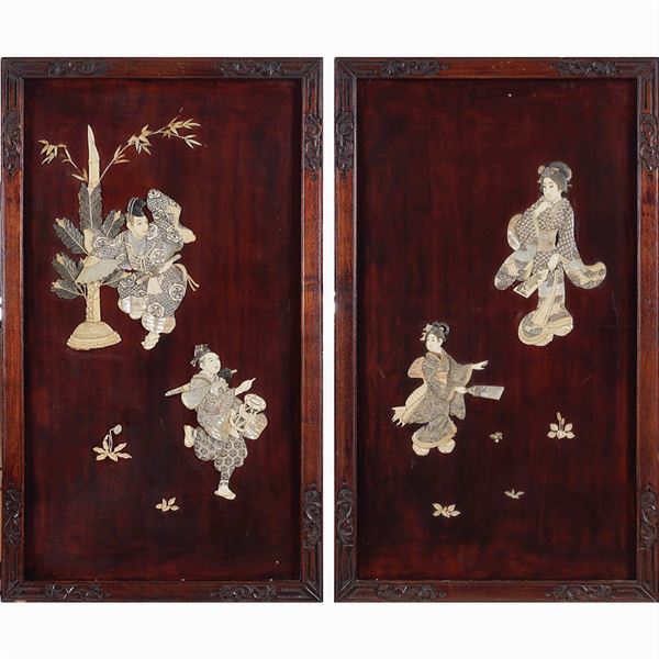 Pair of wood, bone and mother of pearl panels  (Japan, early 20th century)  - Auction Fine Art From a Tuscan Property - Colasanti Casa d'Aste