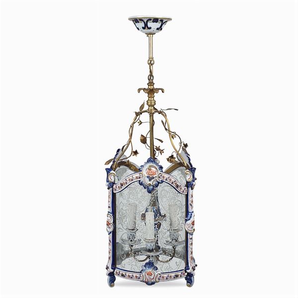 Three lights gilded metal hanging lantern