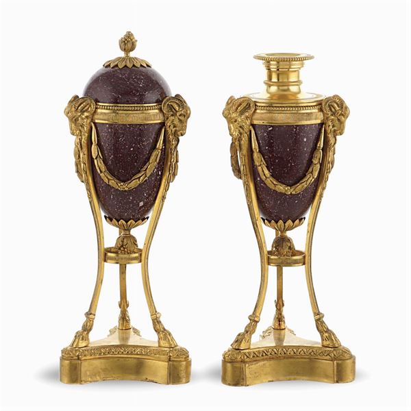 Pair of porphyry and gilded bronze cassolettes  (France, 19th - 20th century)  - Auction Fine Art From a Tuscan Property - Colasanti Casa d'Aste