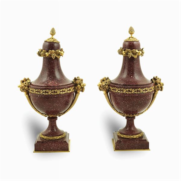 Pair of porphyry vases  (Rome, 19th century)  - Auction Fine Art From a Tuscan Property - Colasanti Casa d'Aste