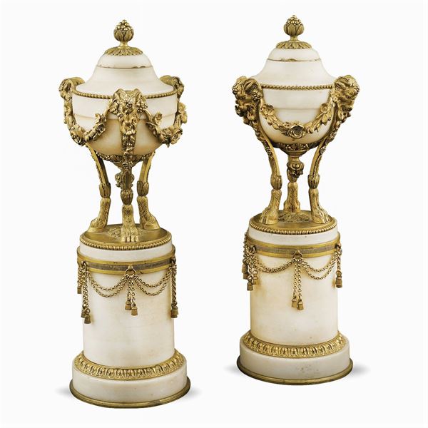 Pair of marble vases  (France, 19th - 20th century)  - Auction Fine Art From a Tuscan Property - Colasanti Casa d'Aste