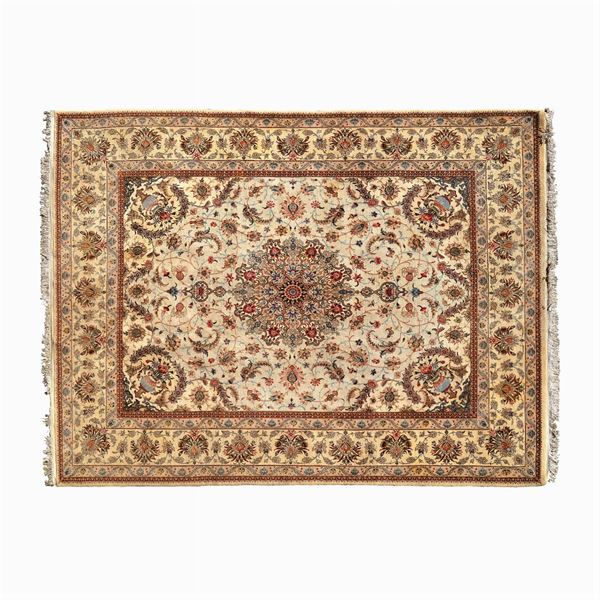 Isfahan carpet