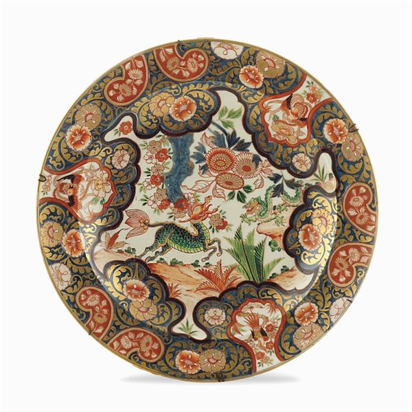Grande piatto in porcellana Imari