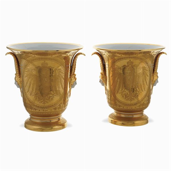 Pair of golden porcelain vases  (France, 20th century)  - Auction Fine Art From a Tuscan Property - Colasanti Casa d'Aste