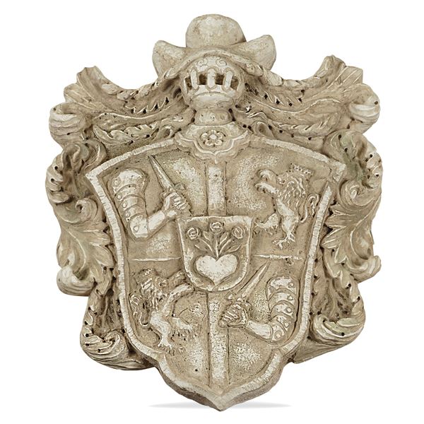Stone araldic crest  (Italy, old manifacture)  - Auction Fine Art From a Tuscan Property - Colasanti Casa d'Aste