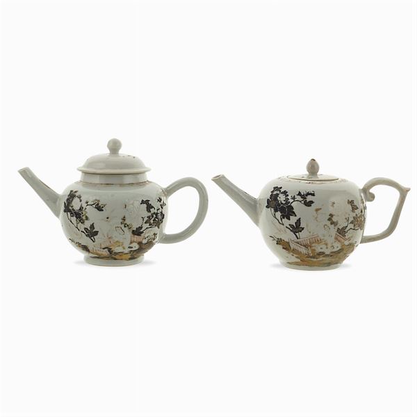 Two porcelain teapots with lid