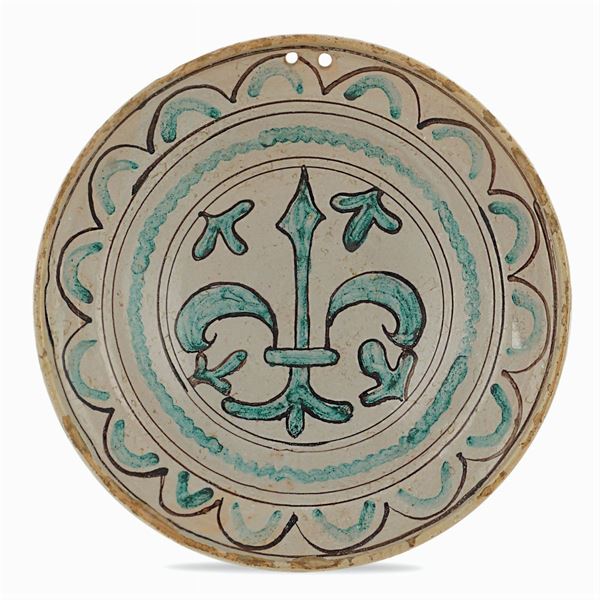 Polychrome majolica Viterbo plate