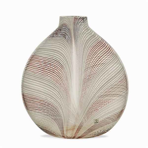 Trasparent glass vase