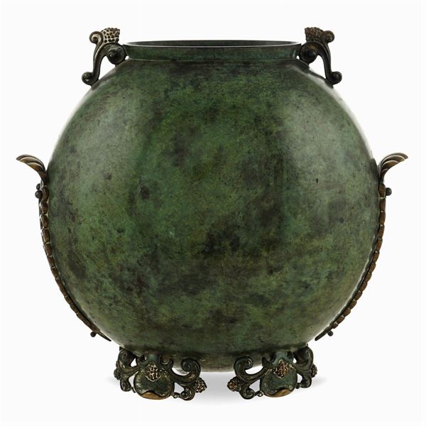 Painted metal vase  (Italy, 20th century)  - Auction Costume and sketches - I - Colasanti Casa d'Aste