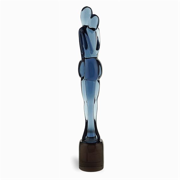 Scultura in vetro sommerso nei toni del blu e del viola