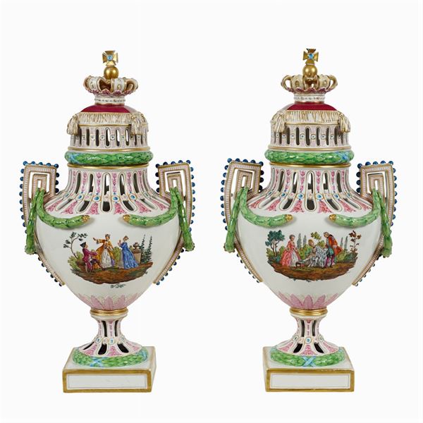 Meissen, pair of porcelain potiches