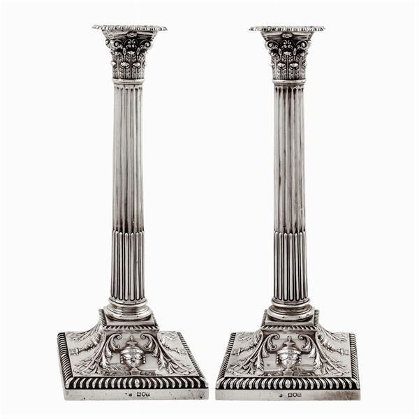 Pair of silver candlesticks  (London, 1901)  - Auction Fine Silver & The Art of the Table - Colasanti Casa d'Aste