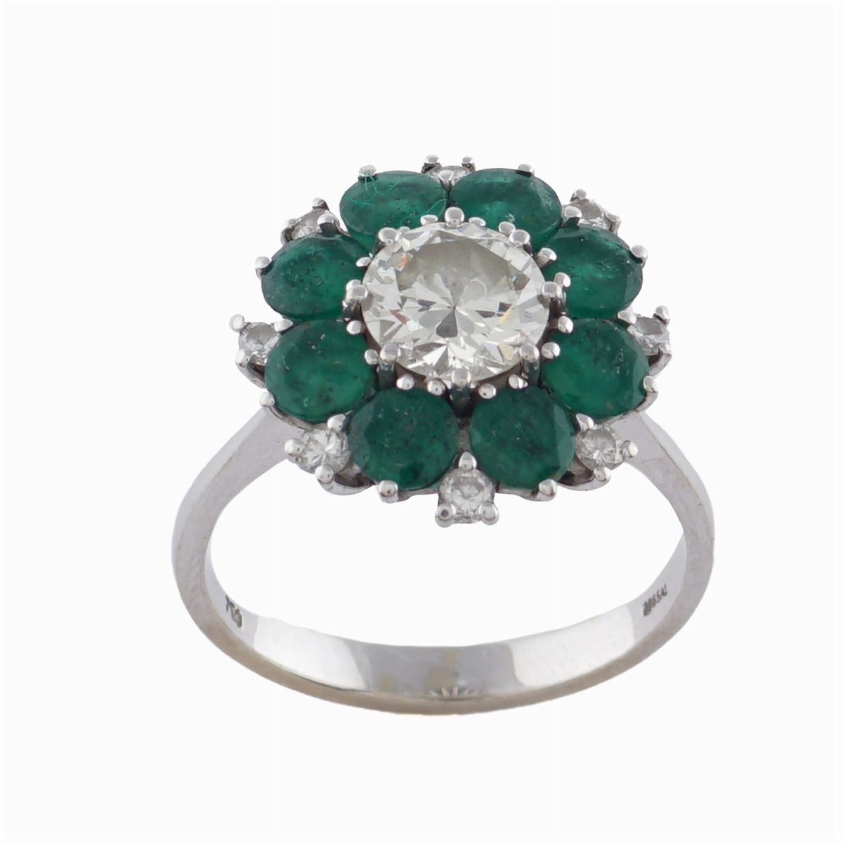 Anello in Oro Bianco 18kt con un Diamante Ct 0,90