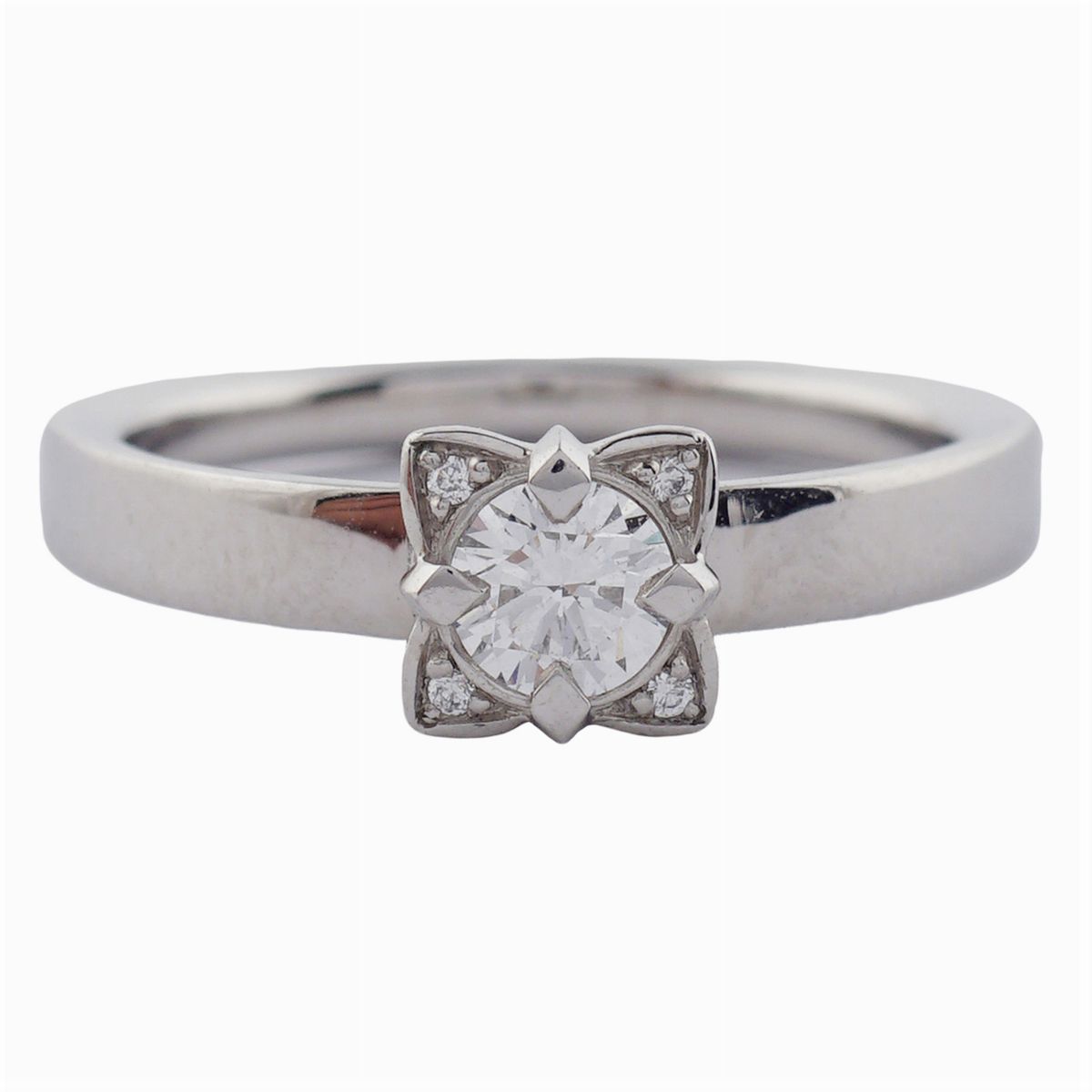 Bulgari, Anello Solitario con un Diamante