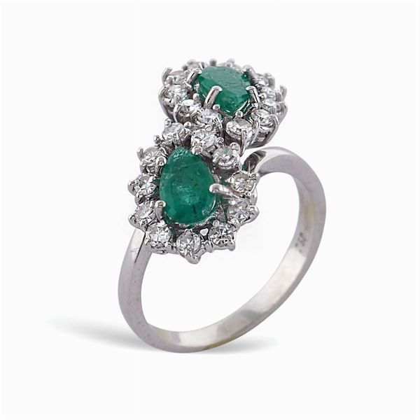 Anello contrariè in oro bianco 18kt