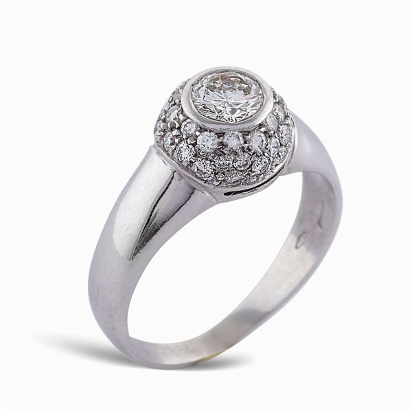 Anello in oro bianco 18kt e diamanti