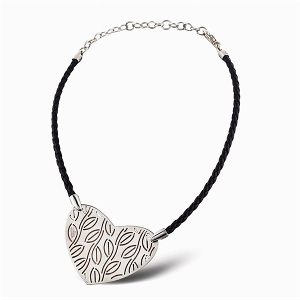 Enigma by Gianni Bulgari, collezione Astonishing Modern Ethnics