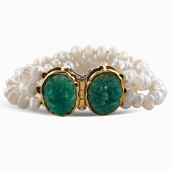 Bracciale in oro giallo 18kt e due giade