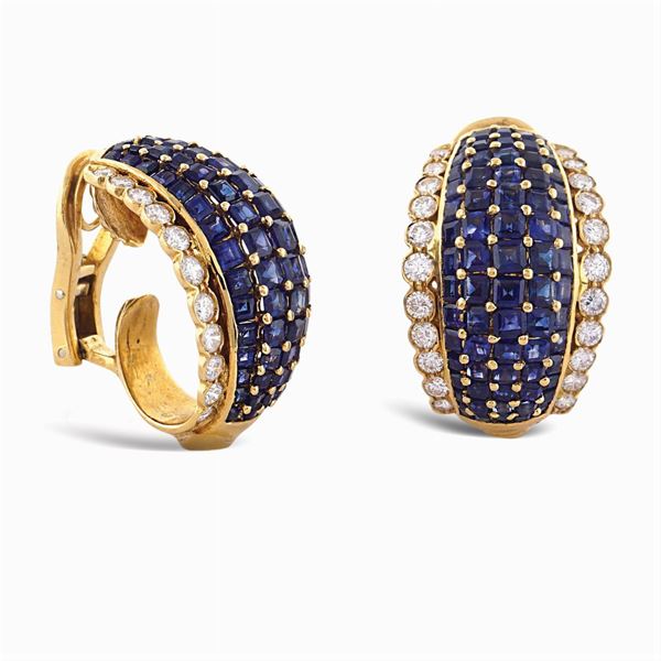 Orecchini bombé in oro giallo 18kt