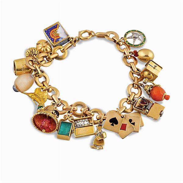 Bracciale charms in oro giallo 18kt