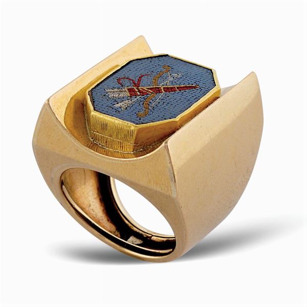 Anello in oro giallo 18kt e micromosaico