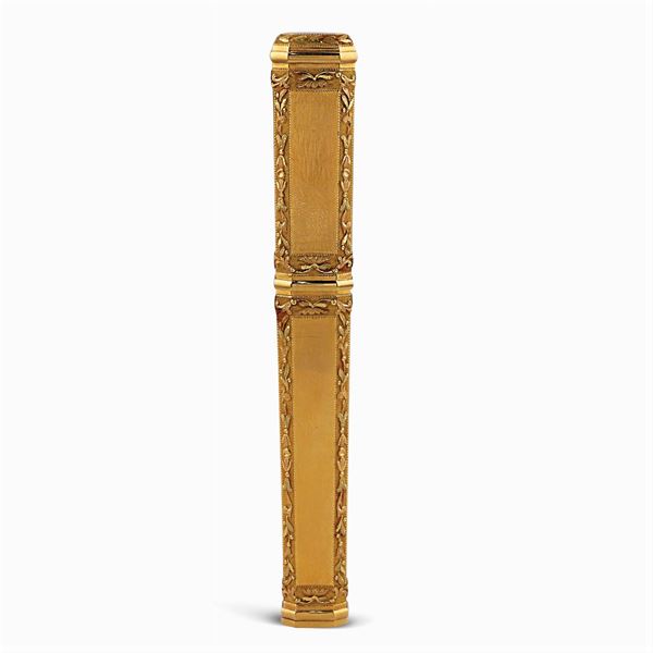 Porta aghi in oro giallo 18kt