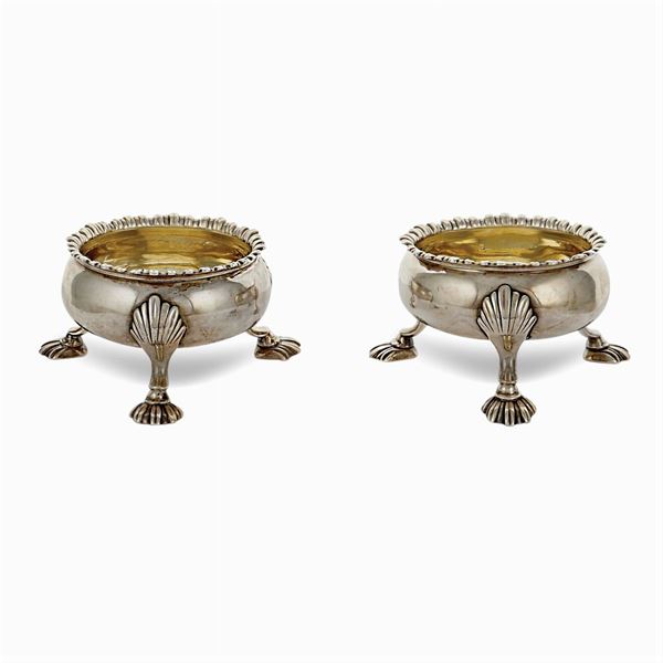 Coppia di saliere in argento