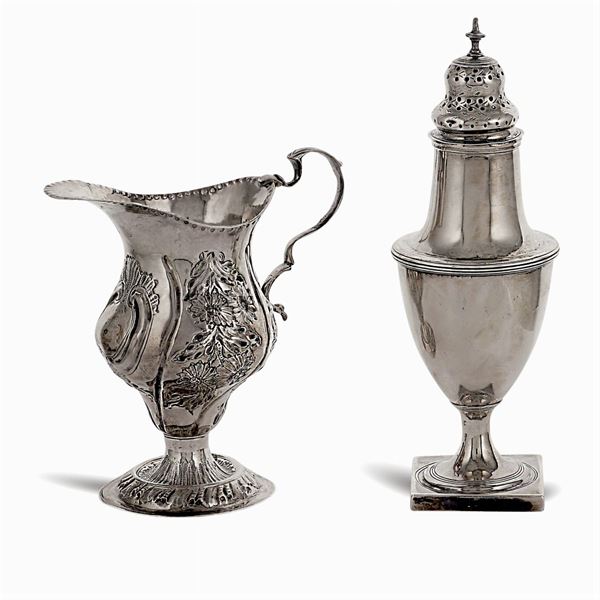 Silver milk jug and sugar sifter  (London, 19th century)  - Auction Fine Silver & The Art of the Table - Colasanti Casa d'Aste