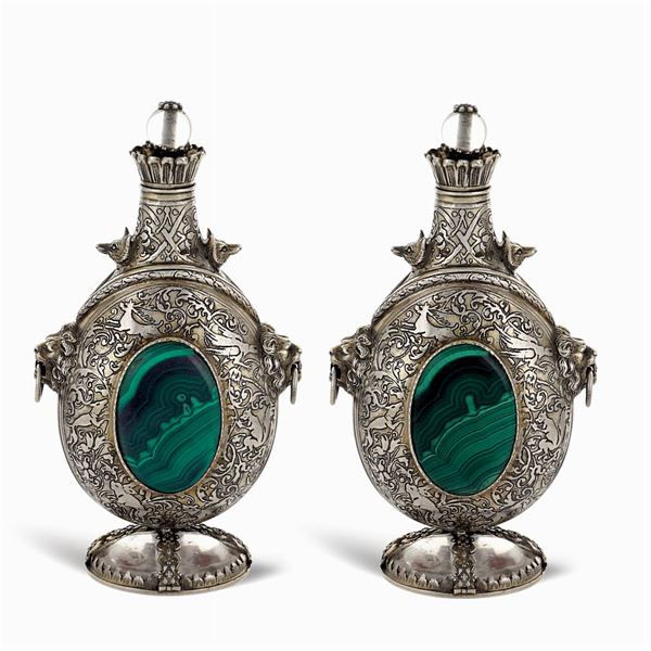 Coppia di fiasche in argento
