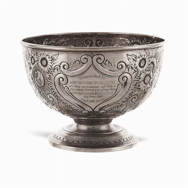 Bowl in argento