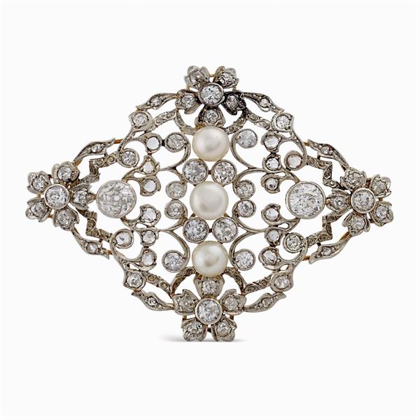 Gold and silver floral pattern brooch