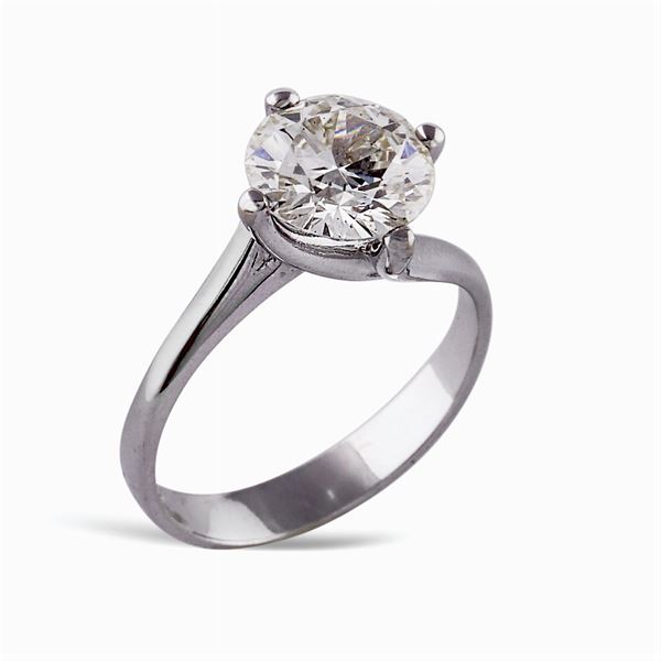Anello solitario con diamante taglio brillante ct 2,13