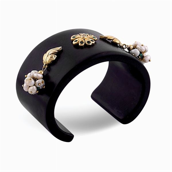Bracciale manetta realizzato in legno
