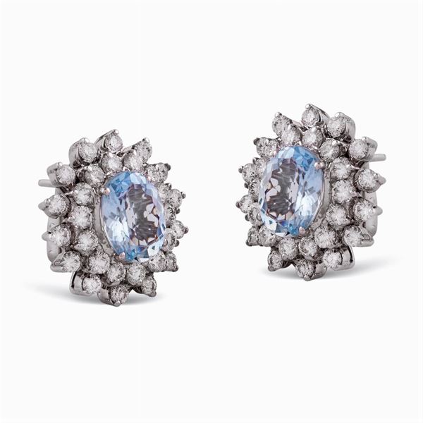18kt white gold earrings with aquamarines  - Auction Important Jewels & Fine Watches - Colasanti Casa d'Aste