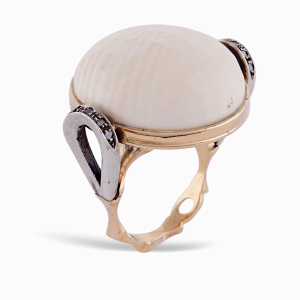 Rose gold and silver button shaped ring