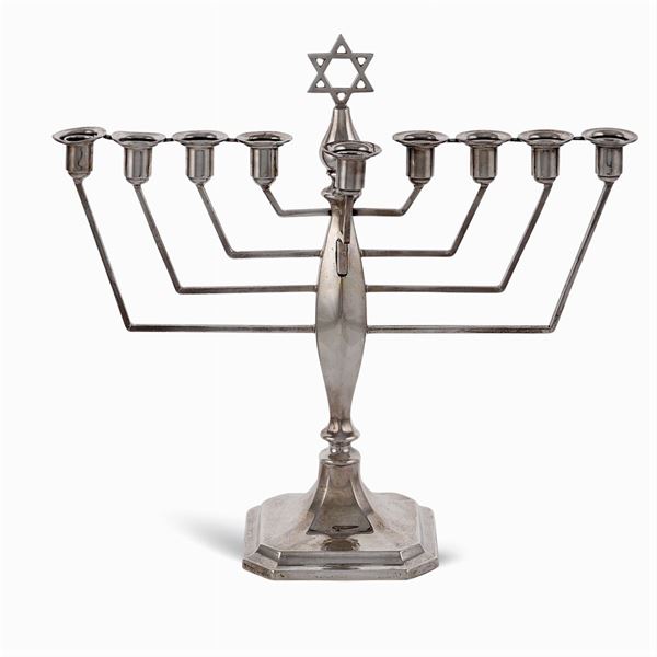 Candelabro ebraico "Hanukiah" in argento