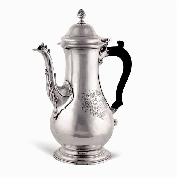 Silver coffee pot  (London, George III, 1767)  - Auction Fine Silver & The Art of the Table - Colasanti Casa d'Aste