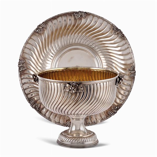Silver and vermeil centerpiece  (Italy, 20th century)  - Auction Fine Silver & The Art of the Table - Colasanti Casa d'Aste