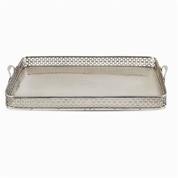 Two-handled silver tray  (European manifacture, 19th - 20th century)  - Auction Fine Silver & The Art of the Table - Colasanti Casa d'Aste