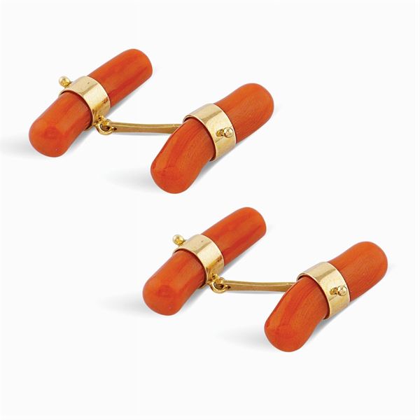 Gemelli in corallo rosso e oro giallo 18kt