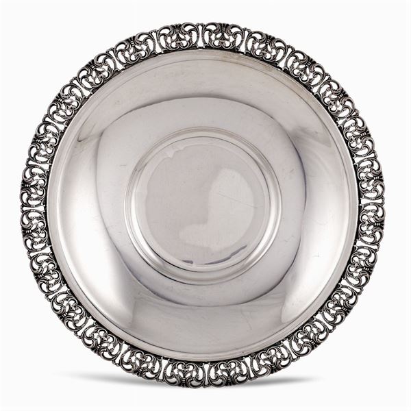 Silver centerpiece