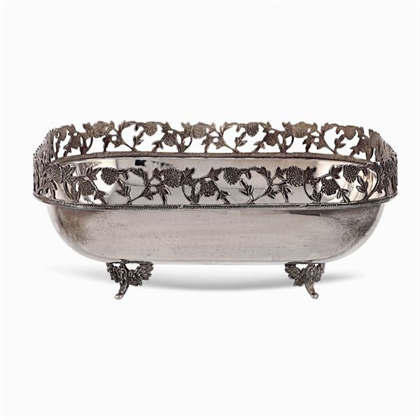 Silver centerpiece
