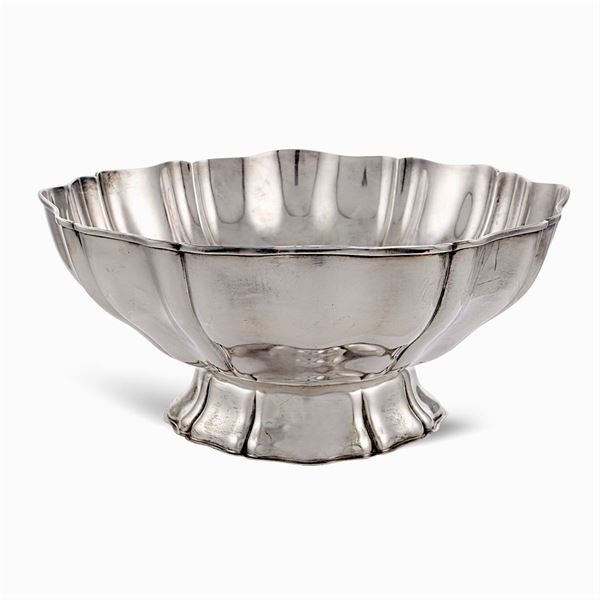 Silver centerpiece  (Italy, 20th century)  - Auction Fine Silver & The Art of the Table - Colasanti Casa d'Aste