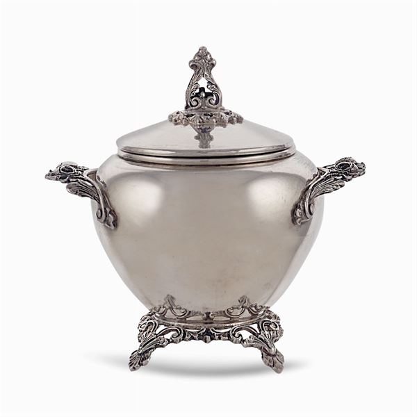 Two-handled silver sugar bowl  (Italy, 20th century)  - Auction Fine Silver & The Art of the Table - Colasanti Casa d'Aste