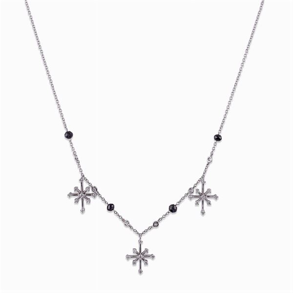 Collanina in oro bianco 18kt
