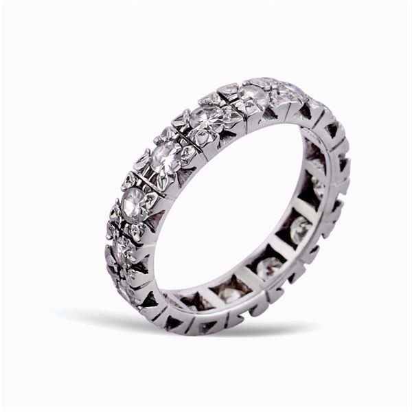 Anello fede in oro bianco 18kt e diamanti