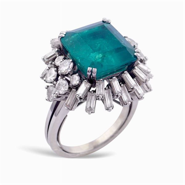 Ring with a Colombian emerald approx. 6,80 ct