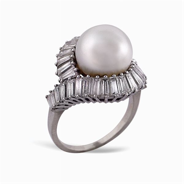 Anello in oro bianco 18kt con perla coltivata