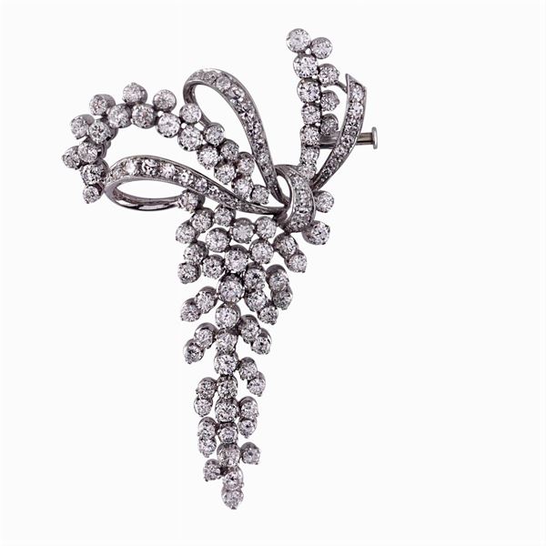 Spilla grappolo d'uva in oro bianco 18kt