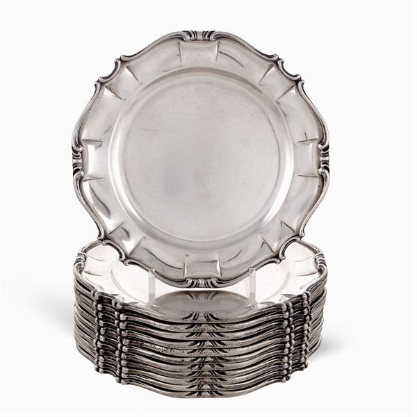 Set di 12 piattini in argento